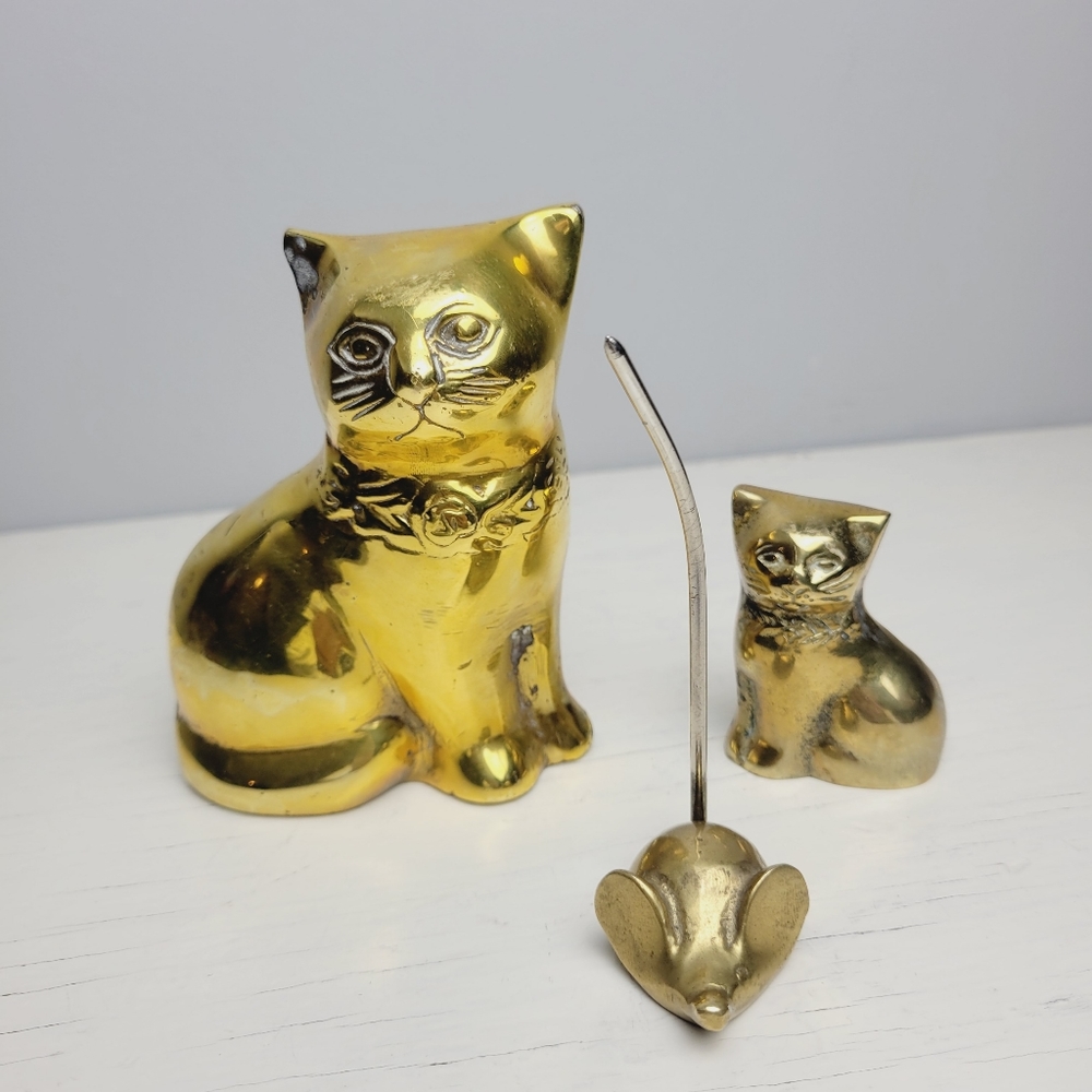 Brass Cat Kitten and Mouse Set Vintage Figurines Paper Weight Ring Holder